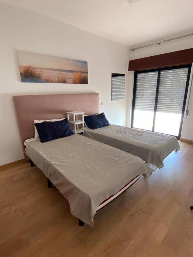 אלבופיירה Cozy Apartment Near Oura Beach מראה חיצוני תמונה