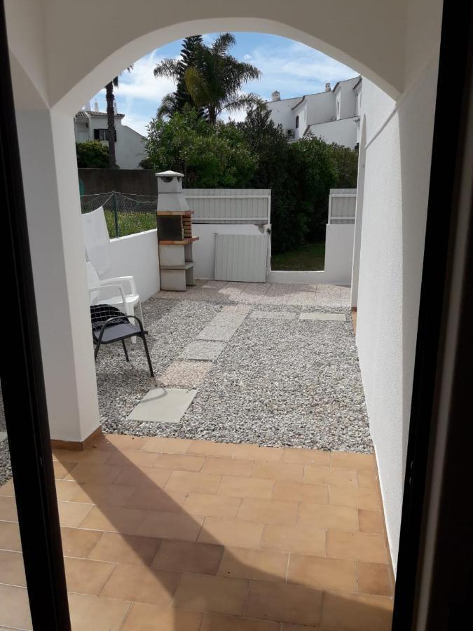 אלבופיירה Cozy Apartment Near Oura Beach מראה חיצוני תמונה